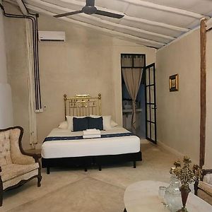 Superior King size Balcony